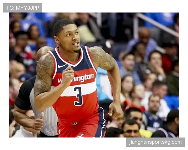 比尔无球跑动占比提升，拉开空间效率显著高于上赛季