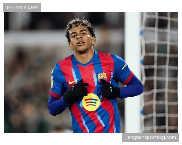 亚马尔过早出场是否损害其生涯发展